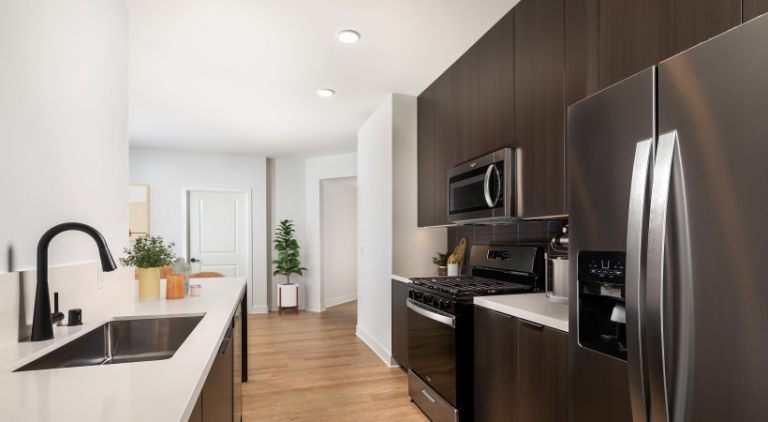 GS_Cloud_House_Ph_I_542_Kitchen_III-2cfeb6e16f0bc8b9ab035b2578c319dc