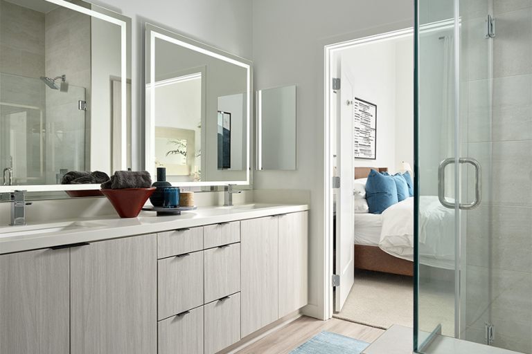 Picerne_Kaia_501-2-BR-Primary-Bath_900x600